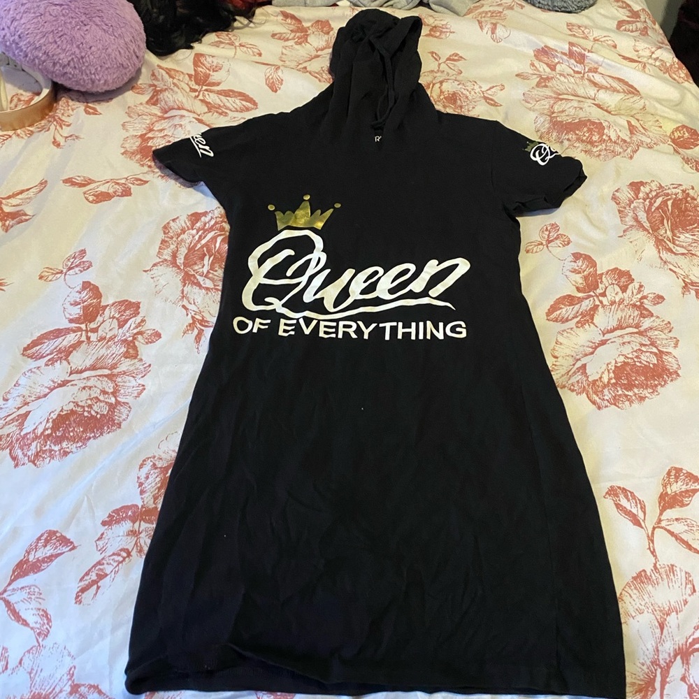 Black Queen Of Everything T-shirt dress